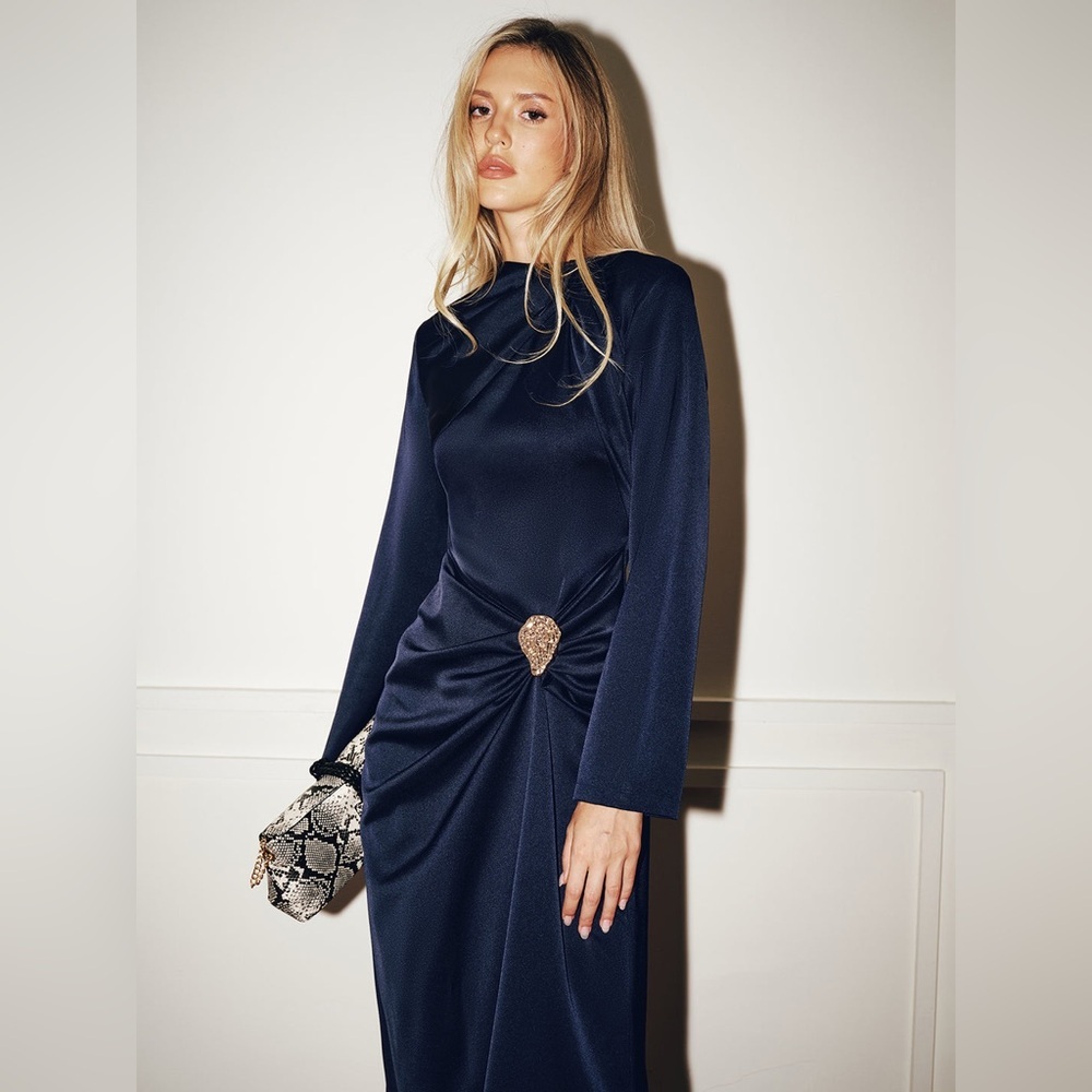 NWT COMMENSE Metal Detail Long-Sleeve Ruched Maxi Dress in navy women size small - Picture 3 of 15